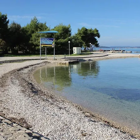 Apartments With Parking Space Zadar - Diklo - 13327 *